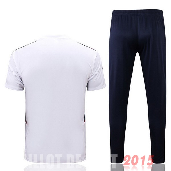 Maillot De Foot Entrainement Ensemble Complet Bayern Munich 22/23 Blanc Rouge Noir
