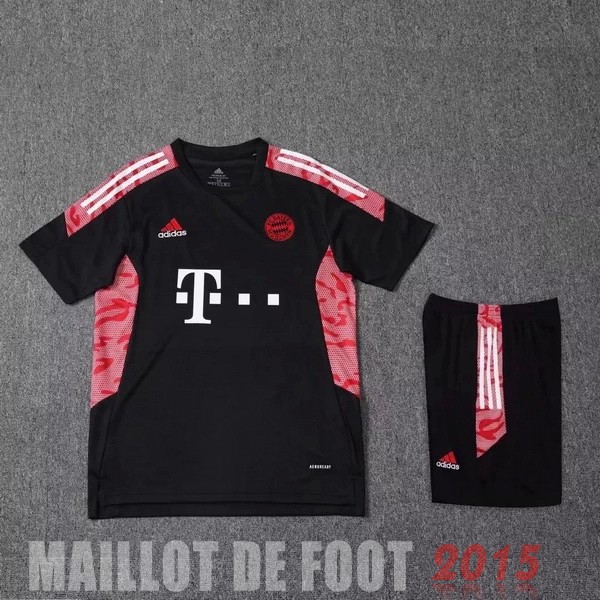 Maillot De Foot Entrainement Ensemble Complet Bayern Munich 22/23 Noir Rouge