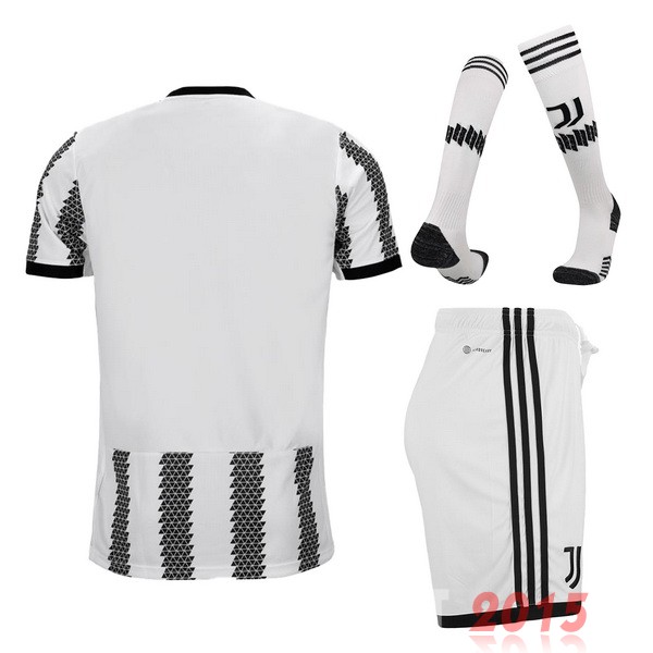 Maillot De Foot Domicile Maillot Pantalon Chaussette Juventus 22/23 Blanc Noir