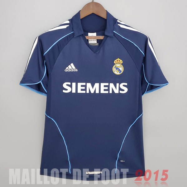 Maillot De Foot Exterieur Maillot Real Madrid Rétro 2005 2006 Bleu