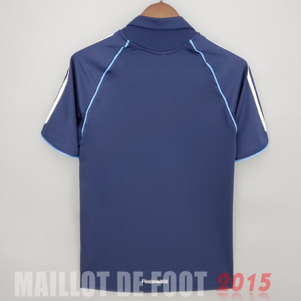 Maillot De Foot Exterieur Maillot Real Madrid Rétro 2005 2006 Bleu